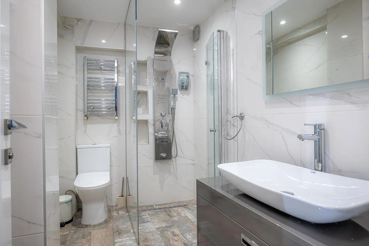 Old Town - Euroeastventures Luxury Properties Bucarest 0*,  Roumanie