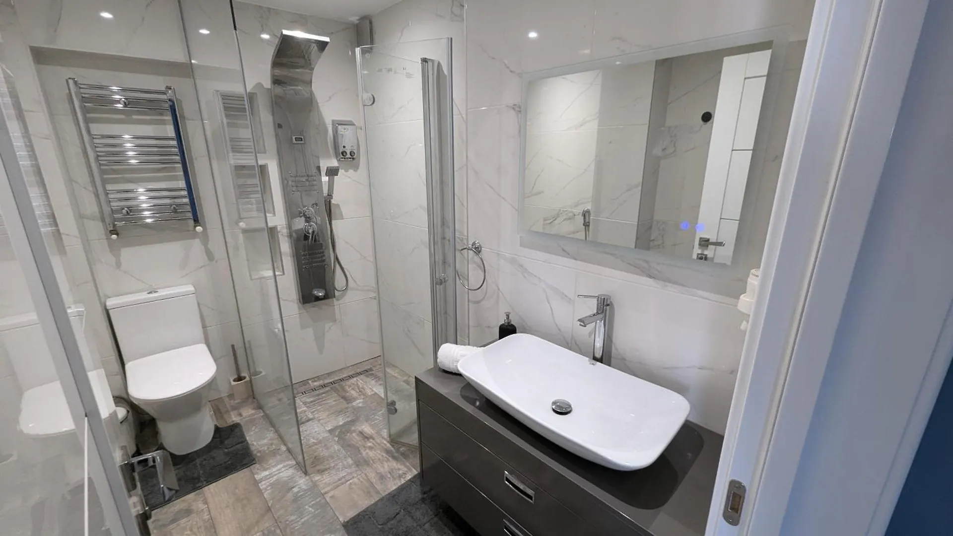 Apartment Old Town - Euroeastventures Luxury Properties Bucharest