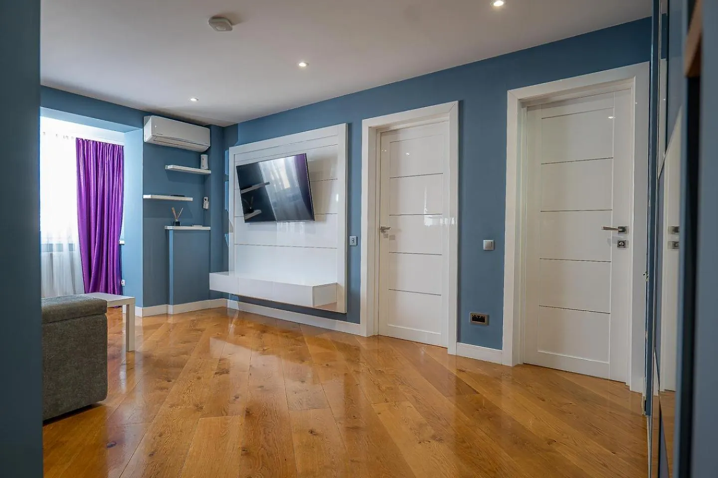 Old Town - Euroeastventures Luxury Properties Bukarest Apartment